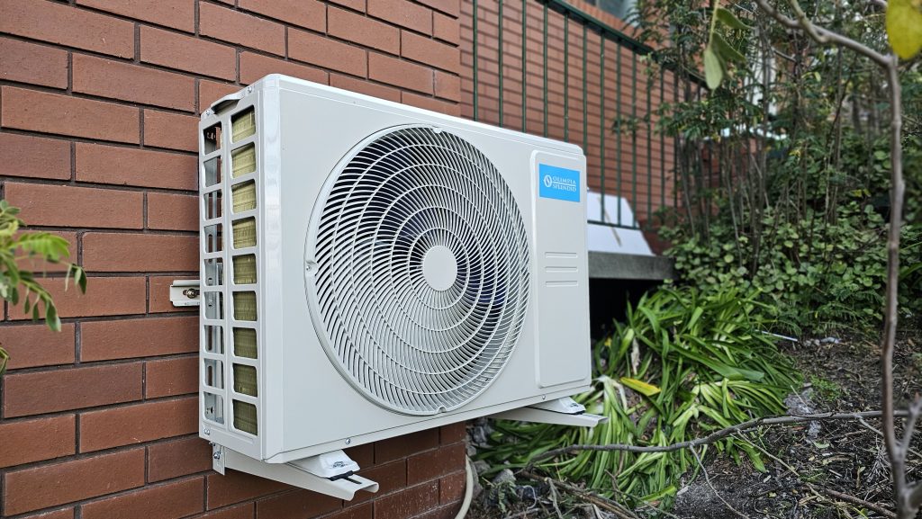 Split system installation hobart
